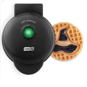 New Dash Black Mini Waffle Maker with Witch Hat Design